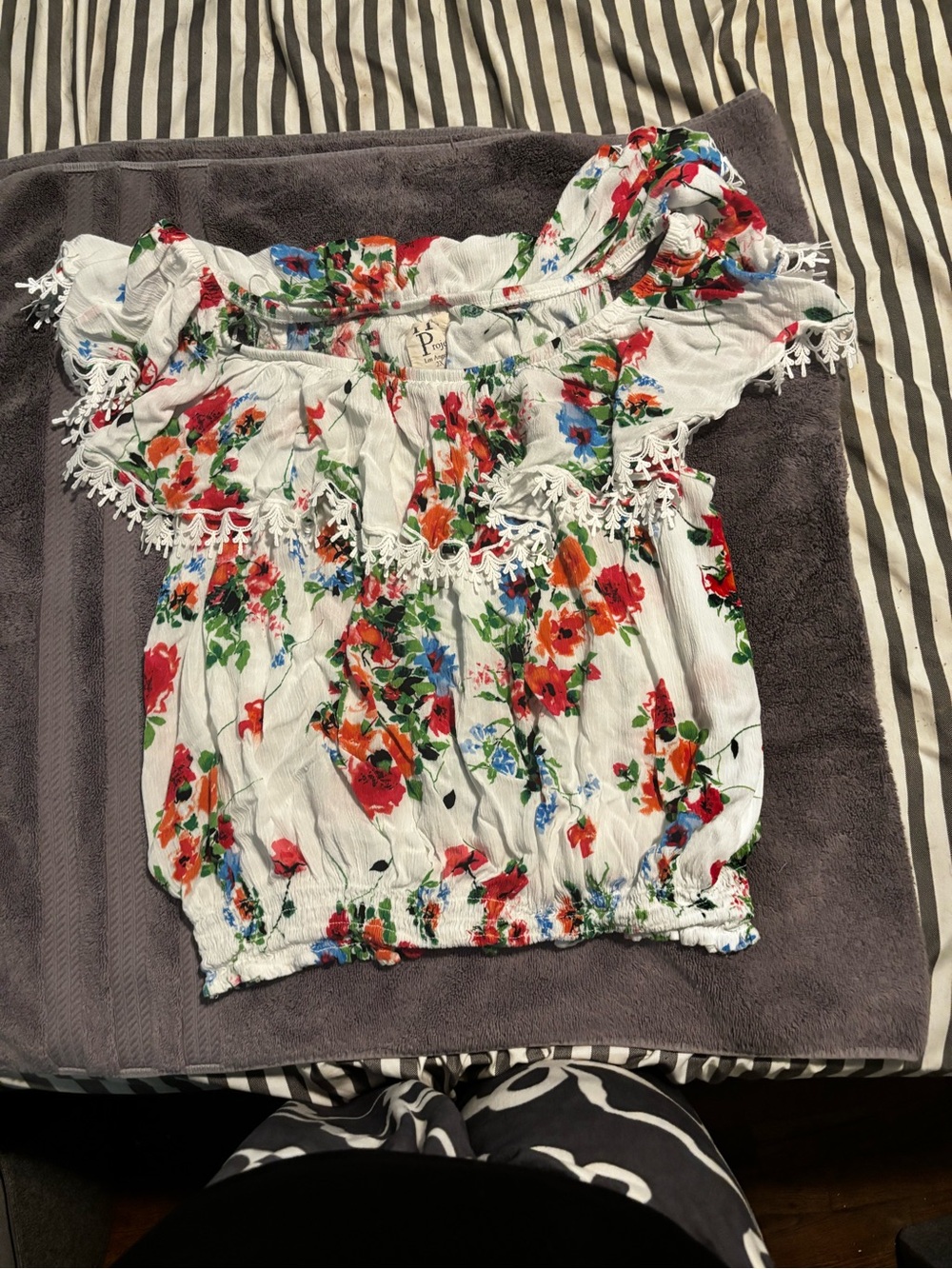 Womens size 2X HUte Project Los Ang Pistola White Floral Off-Shoulder Top